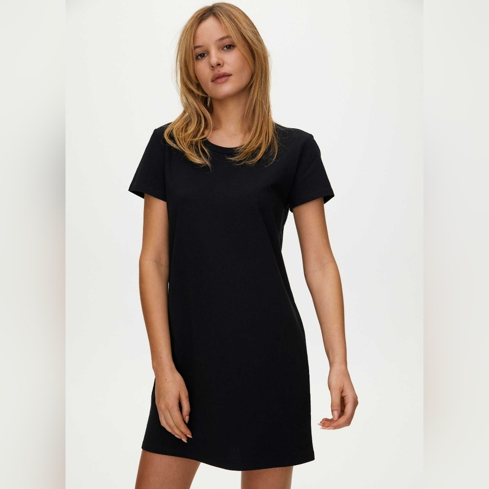 Wilfred Black Teigan Tshirt Dress